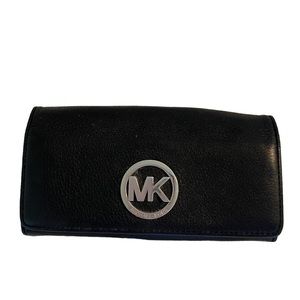 Michael Kors Continental Wallet